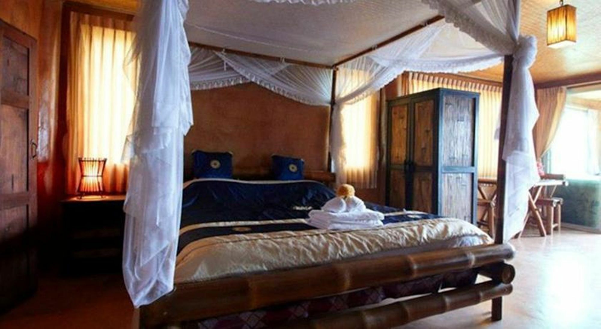 Baan Plubpla Wilai Hotel Banpukhaj Kültér fotó